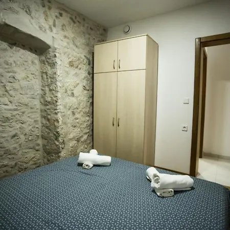 Stone House - Two Bedroom With Balcony Apartment